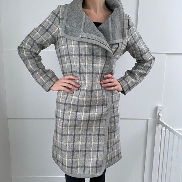 Babaton Wool Coat - Picture 7 of 7